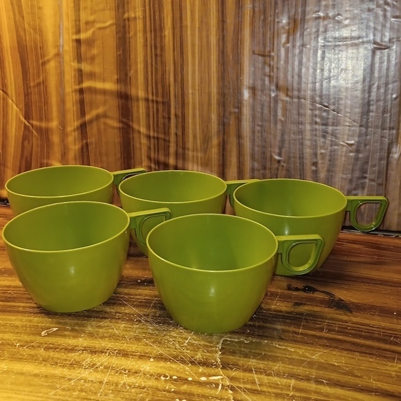 Vintage 1970s retro shabby chic coffee cups - Picture 1 of 4